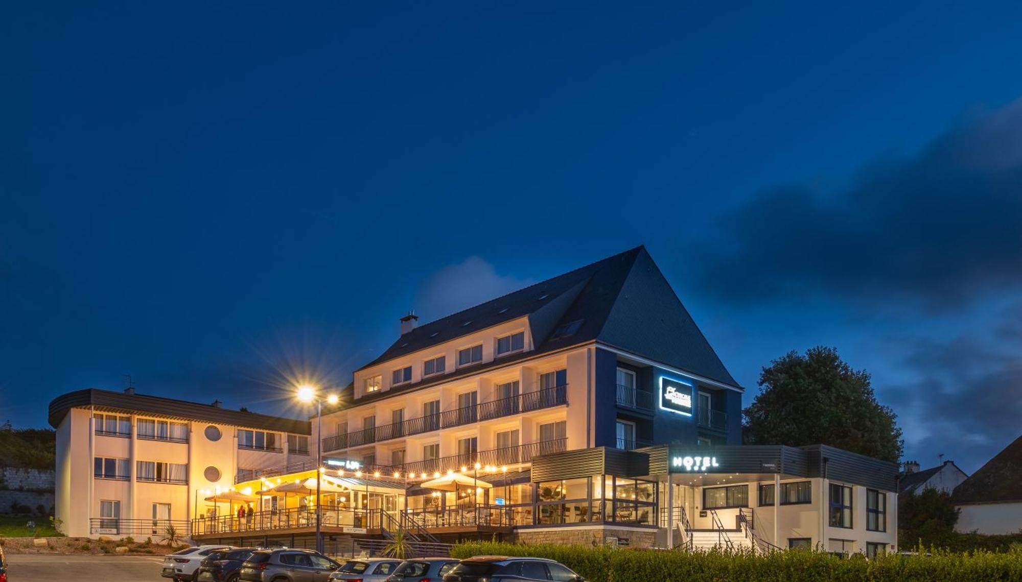 L'Escale Marine, The Originals Relais Hotel Crozon Bagian luar foto